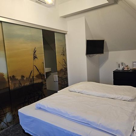 Hotel Restaurant De Stadsherberg フラネケル エクステリア 写真