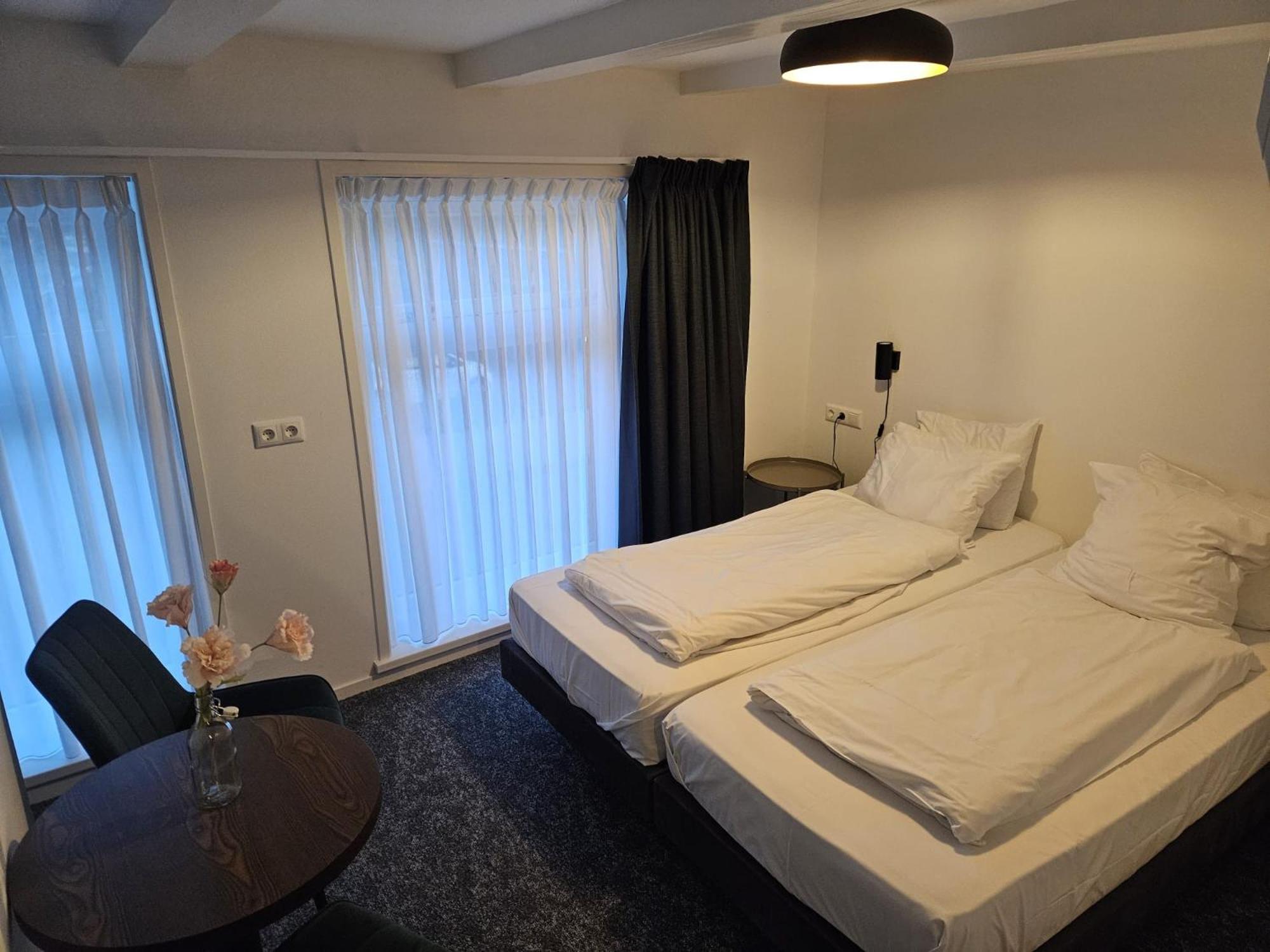 Hotel Restaurant De Stadsherberg フラネケル エクステリア 写真