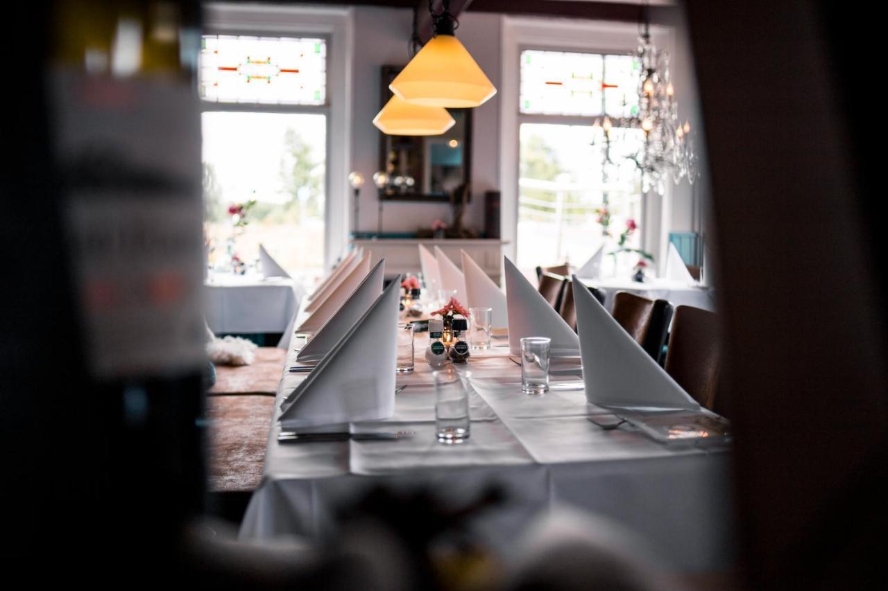 Hotel Restaurant De Stadsherberg フラネケル エクステリア 写真